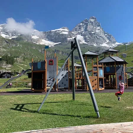 Renovated In Out, Cir 1255 * Breuil-Cervinia