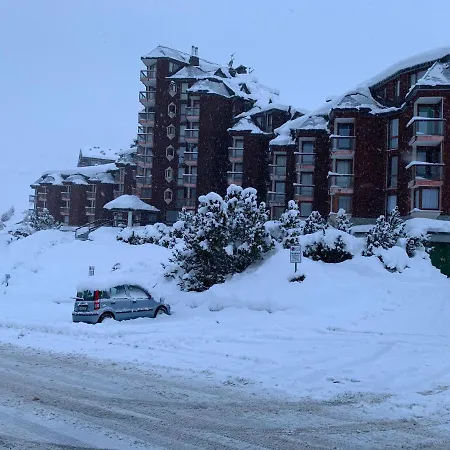 Renovated In Out, Cir 1255