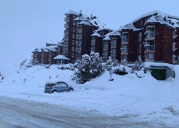 Renovated In Out, Cir 1255