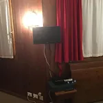 Renovated In Out, Cir 1255 *