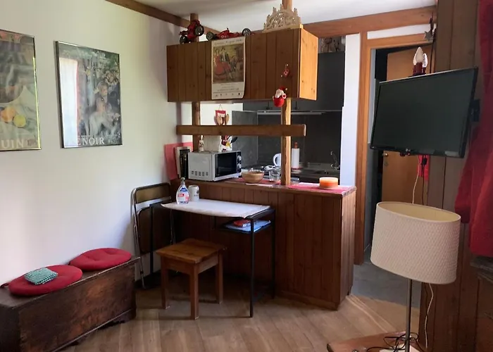 Renovated In Out, Cir 1255 Апартаменти